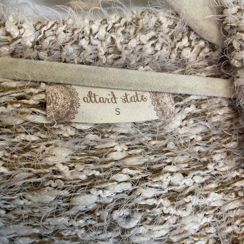 Altar'd State Beige Shawl Vest Size Small - Picture 4 of 4